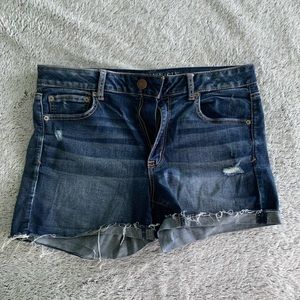American Eagle Hi-Rise Shortie Denim Shorts / Women Size 14